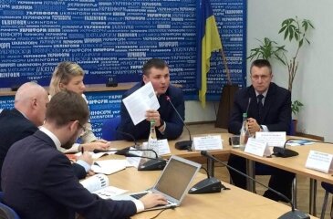 Презентація дослідження «Аналіз видатків сектору оборони в Україні: 2006-2016 роки» в Українському національному інформаційному агентстві «Укрінформ»